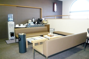 ハートホール野芥館内風景2Fロビー