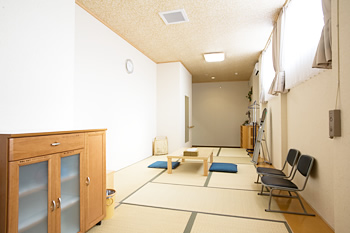 ハートホールさわら館内風景控室(B)